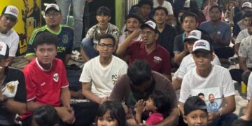 Faldo Nobar Timnas Indonesia Vs Australia Bersama Warga Karawaci