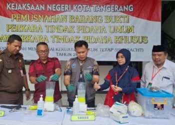 Kejari Kota Tangerang Musnahkan Barang Bukti Narkoba Hingga Cukai
