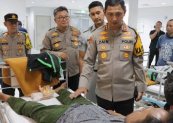 Sopir Truk Ugal-Ugalan Tabrak Sejumlah Kendaraan Hingga 6 Korban Masuk Rumah Sakit