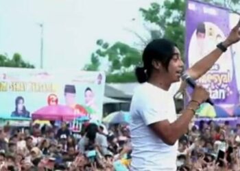Charly ST 12 Meriahkan Acara Pendukung Andra Soni – Dimyati dan Maesyal – Intan di Sepatan Timur