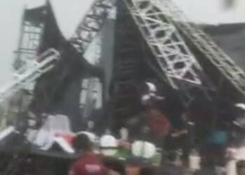 Panggung Kampanye Calon Gubernur Banten Airin Rachmi Diany Ambruk Akibat Angin Kencang di Tangerang