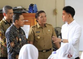 Wakil Presiden RI Gibran Tinjau Ujicoba MBG di Kota Tangerang