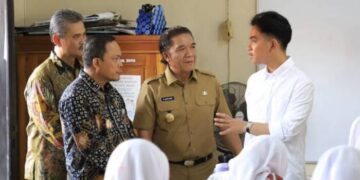 Wakil Presiden RI Gibran Tinjau Ujicoba MBG di Kota Tangerang