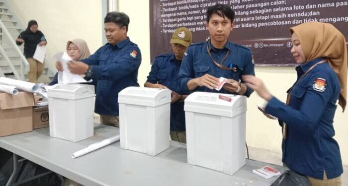 KPU Tangsel Musnahkan Ratusan Surat Suara Rusak