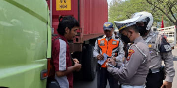 Dishub Tangsel Tertibkan Truk Nakal, Ratusan Tilang Diterbitkan