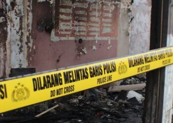 Kebakaran Hanguskan Dua Ruko di Bukit Serua, Ciputat