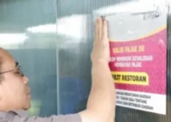 Diduga Nunggak Pajak Ratusan Juta, Restoran Parison Dipasangi Stiker “Nakal” oleh Bapenda Kabupaten Tangerang