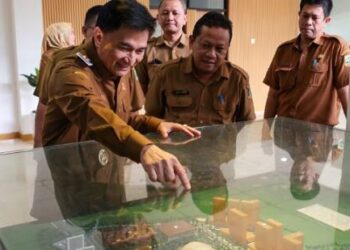 Wakil Gubernur Banten Evaluasi Anggaran Dinas PUPR dan Dinas PRKP