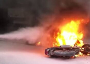 Motor Tiba-tiba Terbakar di Ciputat Timur, Pemiliknya Panik