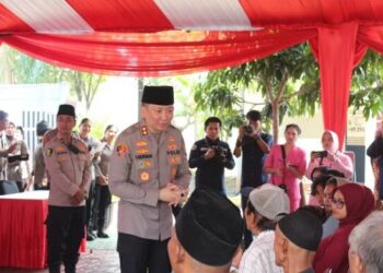Peserta Sunatan Massal Polres Tangsel Membludak