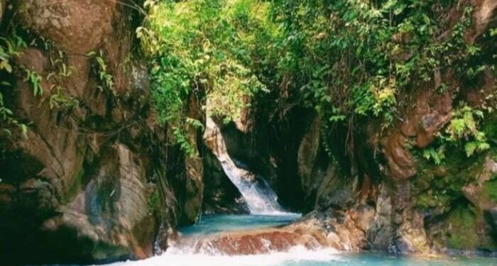 Curug Leuwi Mangrod
