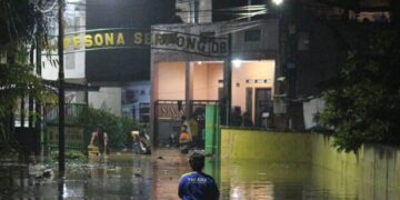 Banjir Rendam Perumahan Pesona Kademangan Tangsel