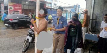 Terduga Pelaku Curanmor di Cisauk Tangerang Ditelanjangi, Diikat di Tiang dan Bonyok Dipermak Warga