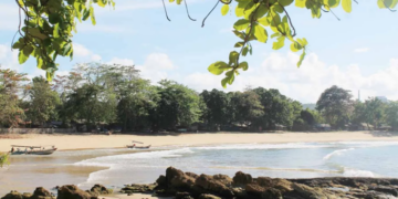 Pantai Pulo Manuk