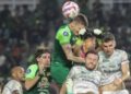 Kekalahan Telak Persib Bandung dari Persebaya Kian Memanas Zona Papan Atas
