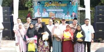 Bazar Ramadhan di Setu, Antrian Mengular Sejak Pagi