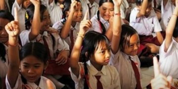 MK Ketuk Palu: Pungutan Pendidikan Dasar Dilarang, Swasta Tak Luput dari Aturan!