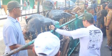 Wakil Wali Kota Tangsel Kecewa Temukan Warga Buang Sampah Sembarangan Saat Pembersihan Pasar Ciputat