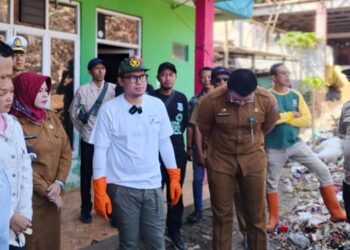 Penertiban di Kawasan Pasar Ciputat Intensif, Wakil Wali Kota Tegaskan Larangan Berjualan di Bawah Flyover