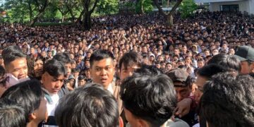 Job Fair Bekasi Rusuh: Kemnaker Sebut Bukan Karena Susah Cari Kerja, Tapi Saking ‘Antusiasnya’ Pencari!