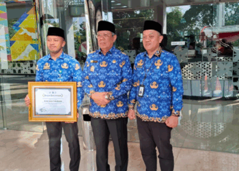 Pemkot Tangsel Berikan Penghargaan Kepada Kelurahan Berprestasi di Hari Kebangkitan Nasional