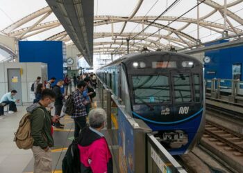 Perluas Jangkauan, Pemprov DKI Gratiskan Transportasi Publik untuk Lebih Banyak Warga