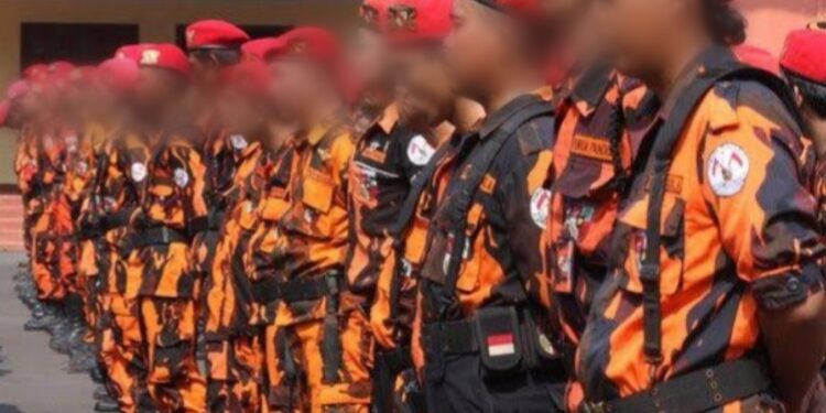 Seragam Ormas