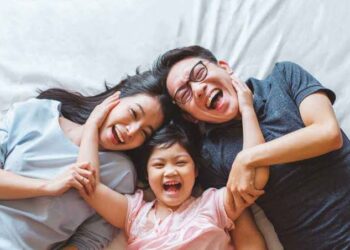 Uang Bukan Segalanya! Ini 5 Tanda Suami Sejati yang Wajib Kamu Tahu