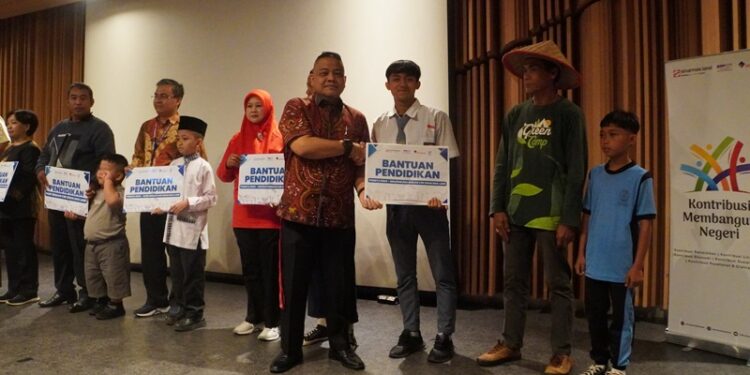 Bantuan Pendidikan Sinar Mas Land untuk Peningkatan Kualitas SDM di BSD City dan Sekitarnya