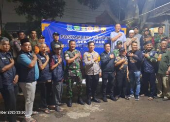 Kapolsek Cisauk Blusukan ke Poskamling Terpadu di Setu