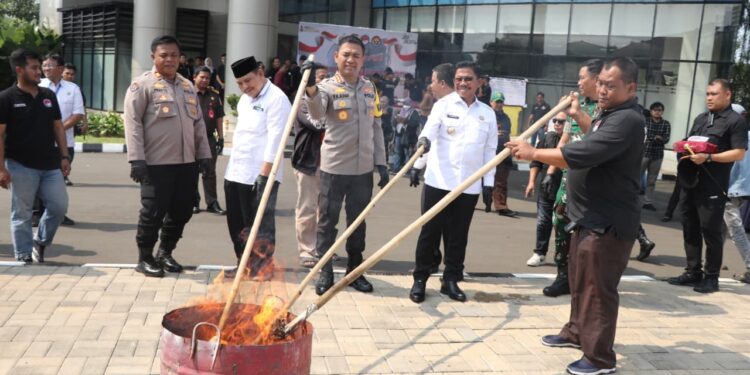 Polres Metro Tangerang Kota Musnahkan Ribuan Gram Narkoba dan Ratusan Ribu Pil Berbahaya