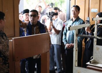 Plafon Kelas SMAN 14 Kota Tangerang Rusak, Gubernur Andra Soni Dorong Perbaikan Cepat