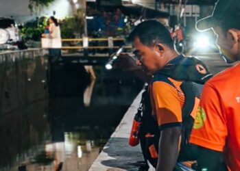 Bocah 8 Tahun Terseret Arus Kali MA Pamulang Timur Usai Hujan Deras