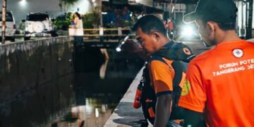 Bocah 8 Tahun Terseret Arus Kali MA Pamulang Timur Usai Hujan Deras