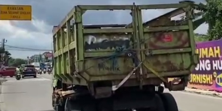 KAWALI Desak Pemkot Tangsel Evaluasi Kelaikan Kendaraan Angkutan Sampah, Soroti Bahaya dan Dugaan Pelanggaran Standar