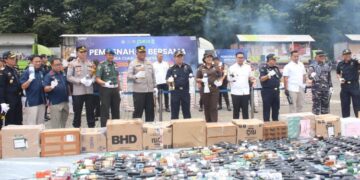 Bea Cukai Banten Musnahkan Miras Ilegal dan Rokok Senilai Puluhan Miliar Rupiah dengan Teknologi Green Customs