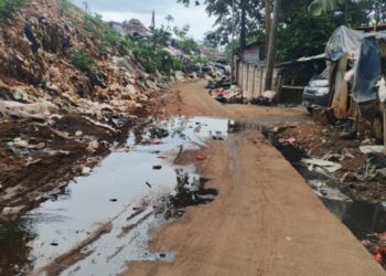 Derita Warga Terdampak Sampah TPA Cipeucang: Air Sumur Tercemar Lindi, Udara Bau Menyengat, Kulit Gatal-gatal