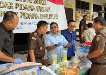 Kejari Kota Tangerang Musnahkan Ratusan Barang Bukti Kejahatan