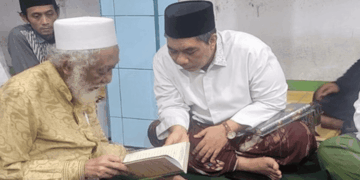 Pj Ketua Umum PBNU KH Zulfa Mustofa Kunjungi Banten, Temui Abuya Muhtadi