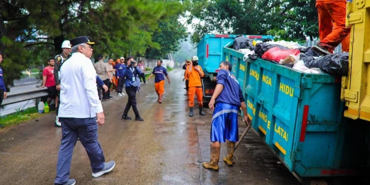 Pemkot Tangsel Gandeng TNI dan Pihak Awasta Gelar Aksi Bersih Kota