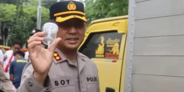 Kapolres Tangsel dan Jajaran Jalani Tes Urine Serentak