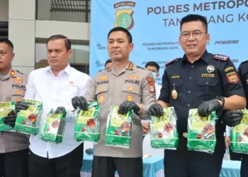 Polres Metro Tangerang Kota Gagalkan Peredaran 25 Kg Sabu Jaringan Internasional, Kurir Diringkus di Surabaya