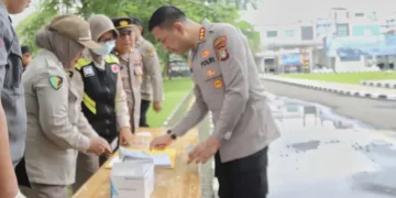 Polres Metro Tangerang Kota Gelar Tes Urine Massal Bagi Anggotanya, Tegaskan Komitmen Berantas Narkoba
