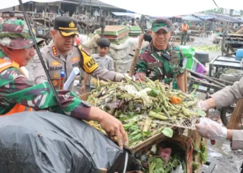 TNI-Polri dan Pemkot Tangerang Gelar Kurvey Bersama di Pasar Babakan
