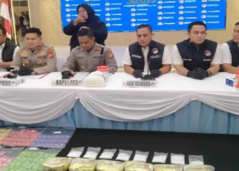 WNA Asal Tiongkok Jual Ratusan Cartridge Rokok Elektrik Berisi Narkoba di Tangerang, Dua Pelaku Ditangkap, 1 DPO
