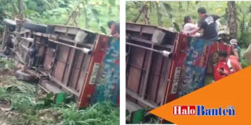 Mobil Odong-odong Angkut Wisatawan Gunung Sindur Terperosok di Rumpin, Sembilan Orang Luka