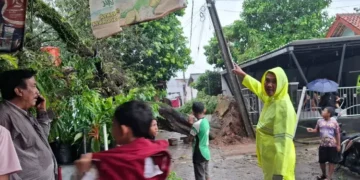 Polsek Kelapa Dua Intensifkan Pemantauan Usai Hujan Lebat, Wilayah Tetap Kondusif