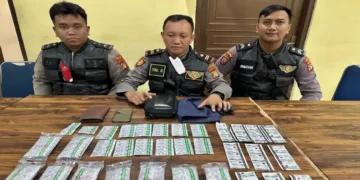 Polisi Amankan Dua Pria Pembawa Ribuan Obat Terlarang di Tangerang