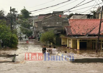 Puluhan Rumah di Perumahan Citra 2 Keranggan Terendam Air, Ketinggian Air Capai 1,5 Meter