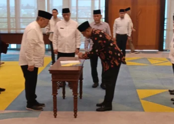 Wali Kota Tangsel Lantik Lima Pejabat Duduki Posisi Kepala OPD, Benyamin : Tidak Ada Waktu untuk Bernostalgia